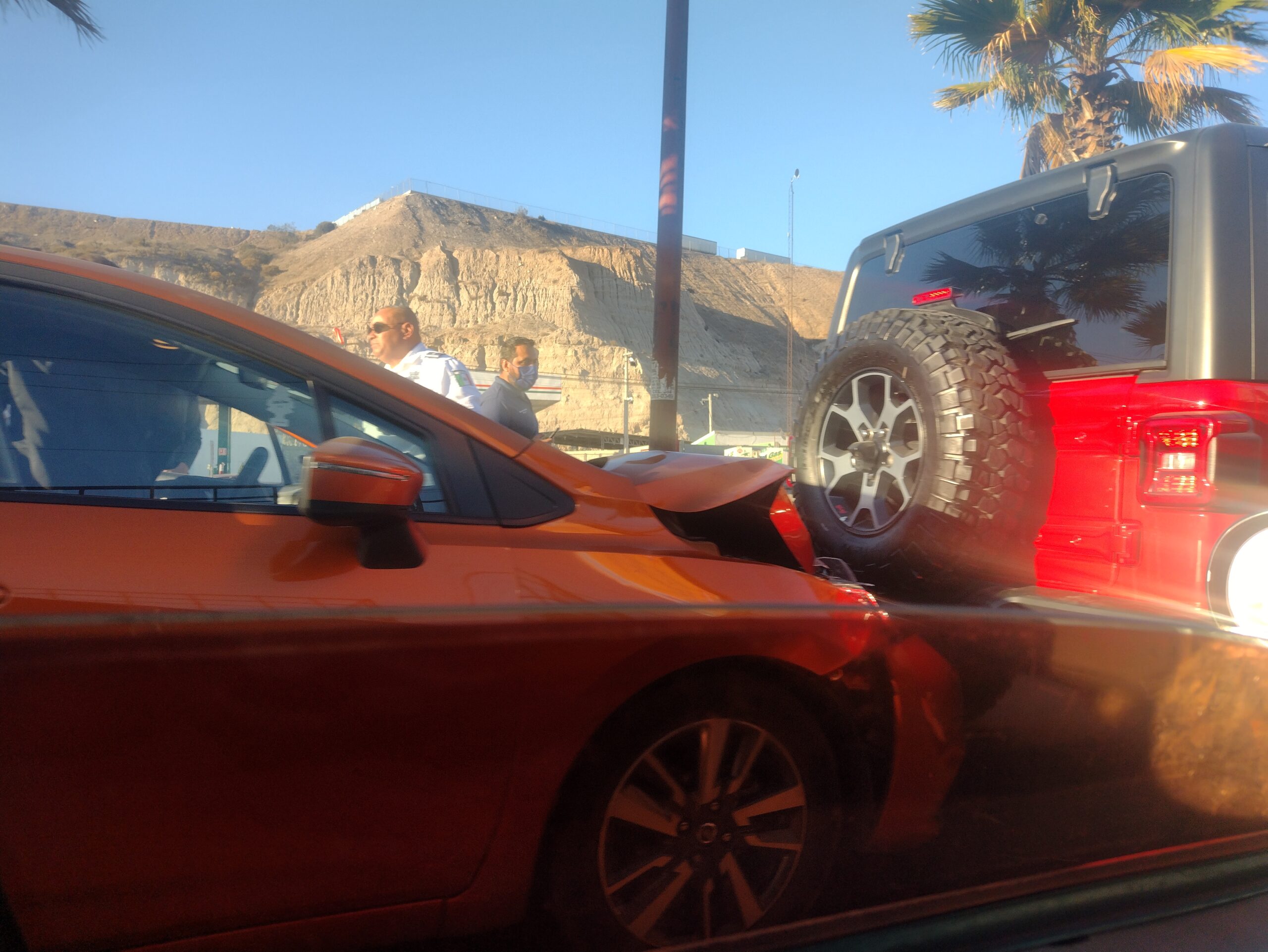 Muchos alcances automovilísticos desafortunados en Tijuana